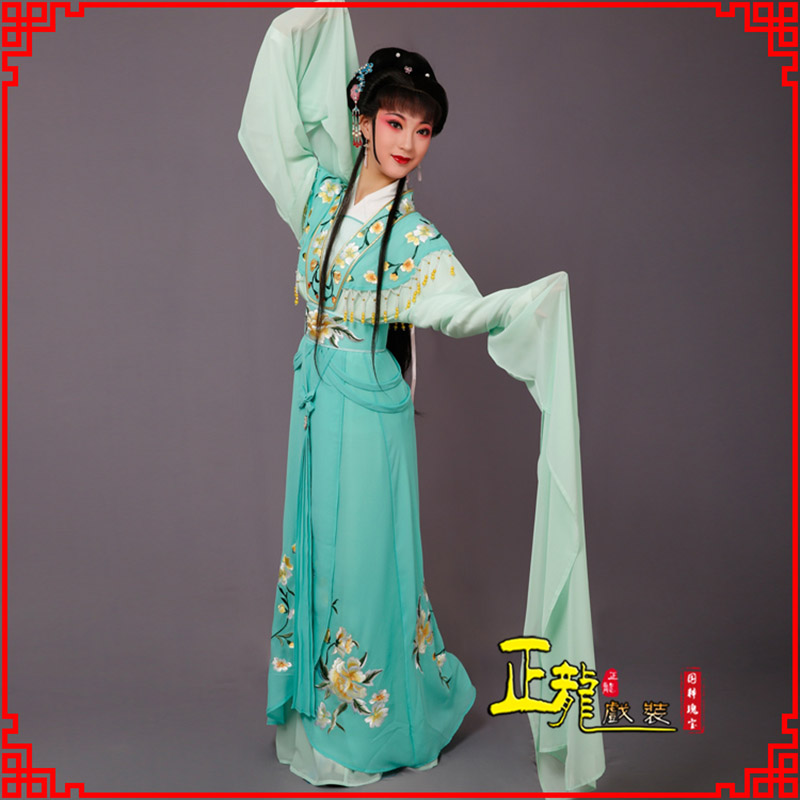 龙里青衣水袖戏服演出服 云肩花旦衣